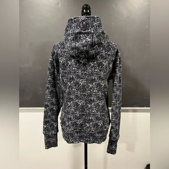 🐠Lululemon Scuba - Picture 2 of 4